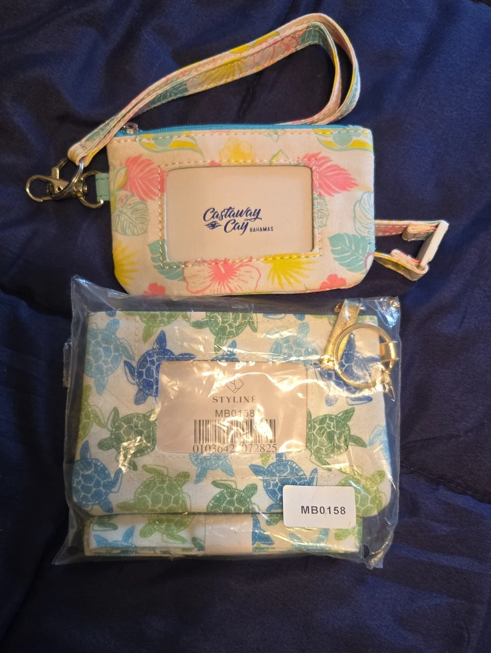 Disney Castaway Cay Floral Wristlet Card Holder & Turtle